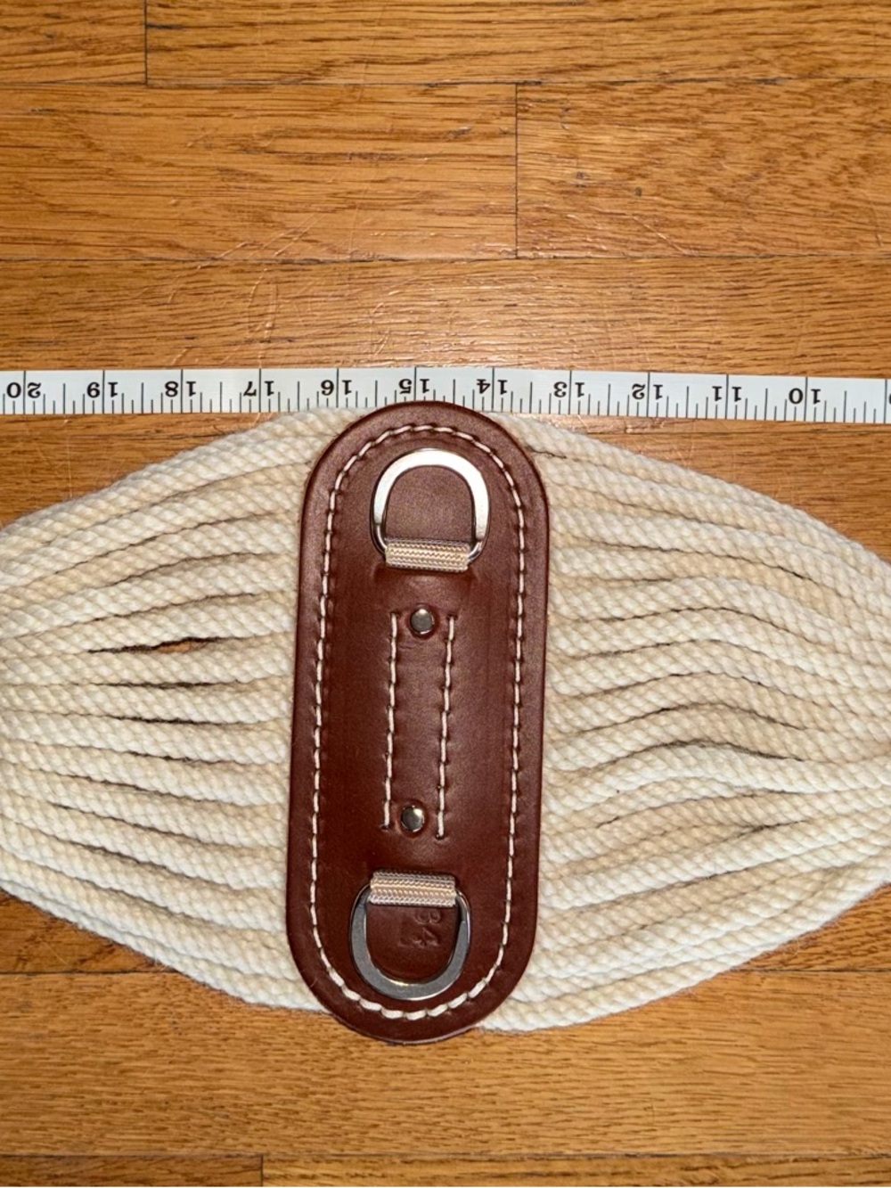 Mohair cinch - Mustang - 34” - Pristine, unused condition!